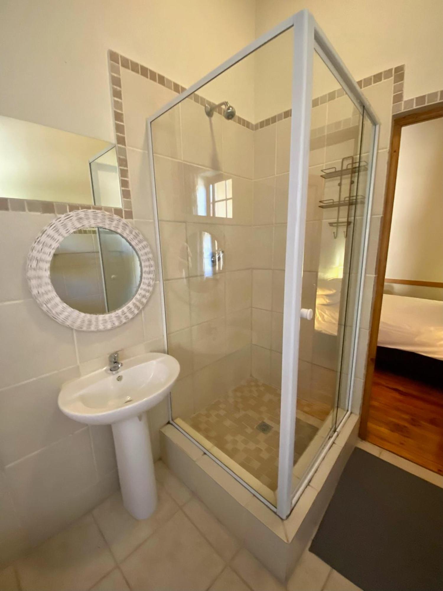 Schulteheim Hotel Uniondale  Экстерьер фото