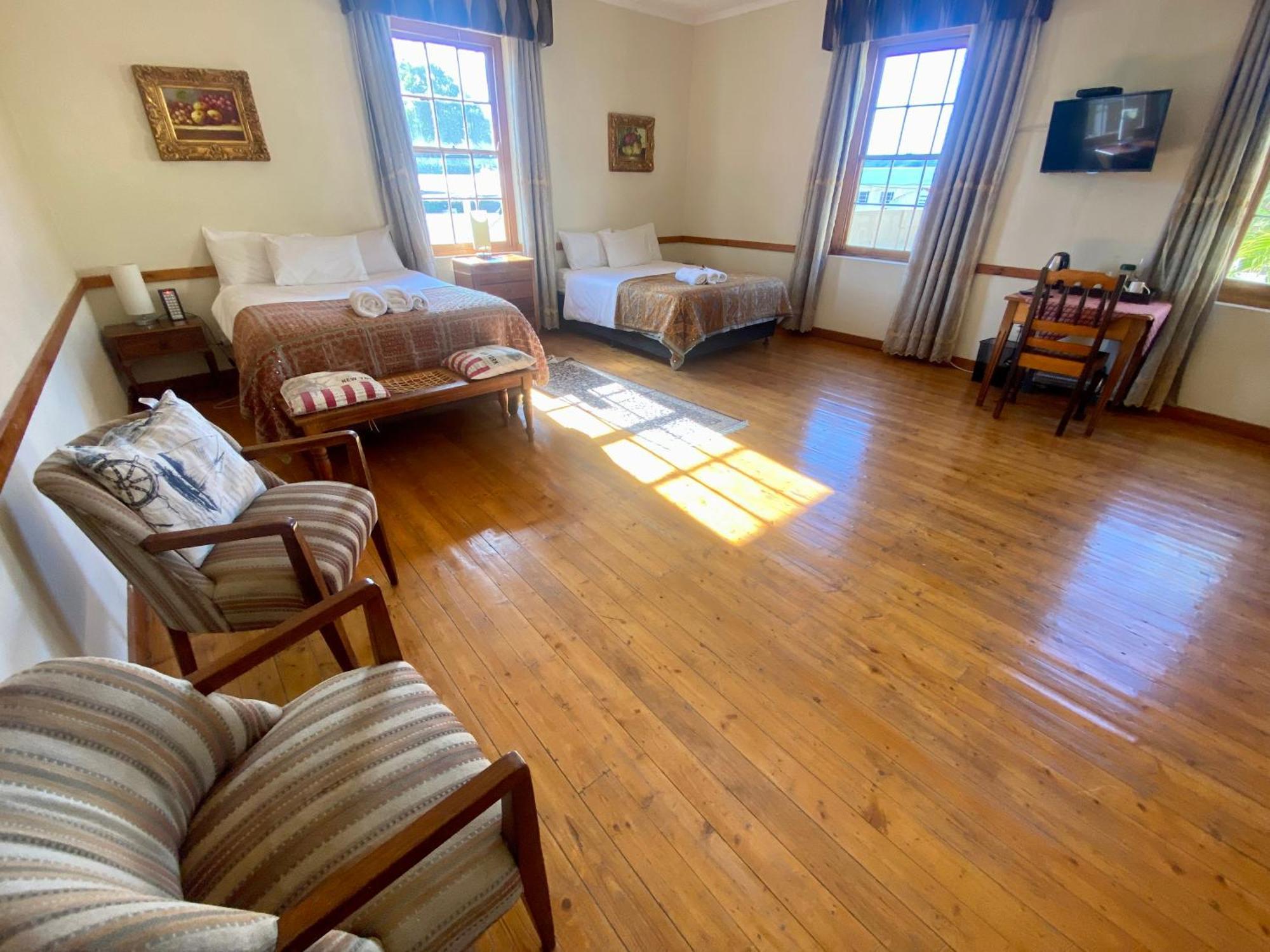Schulteheim Hotel Uniondale  Экстерьер фото